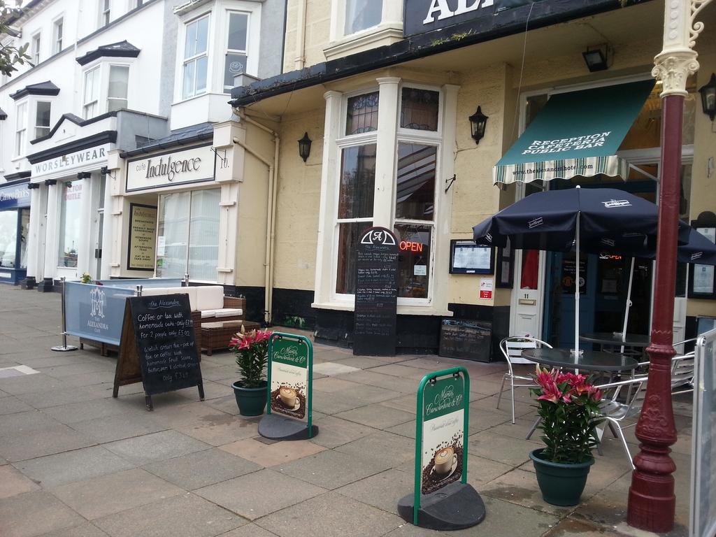 The New Alexandra Hotel Llandudno Kültér fotó